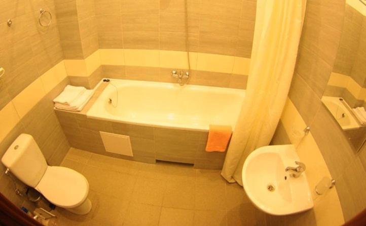 Hotel Darnitskiy Kiev Chambre photo