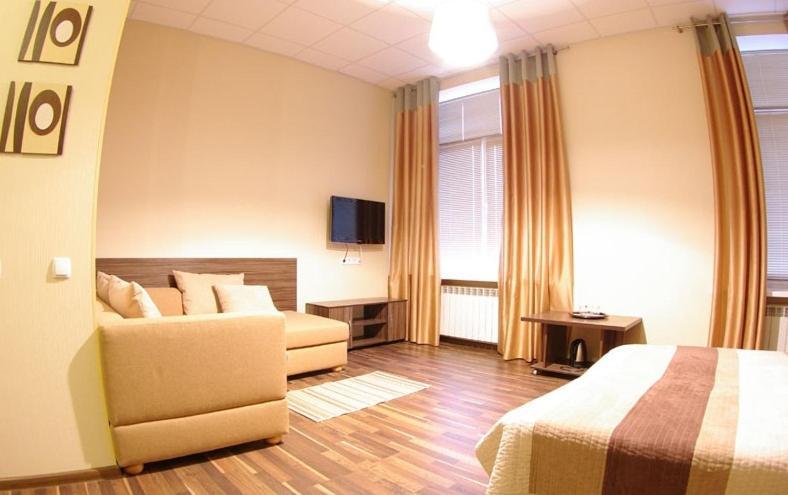 Hotel Darnitskiy Kiev Chambre photo