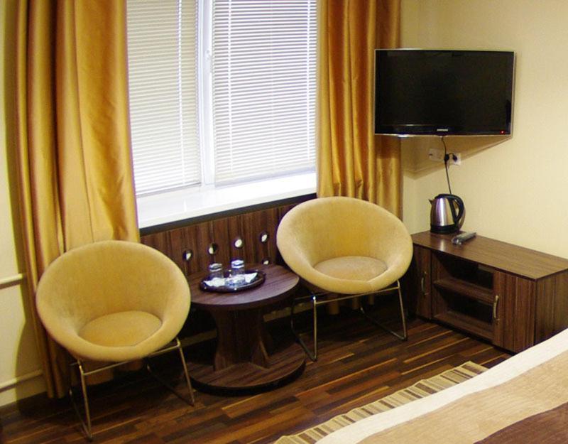 Hotel Darnitskiy Kiev Chambre photo